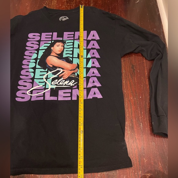 Selena graphic long sleeve - Picture 3 of 6